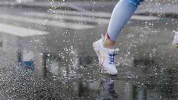 توصیه هایی برای دویدن در باران